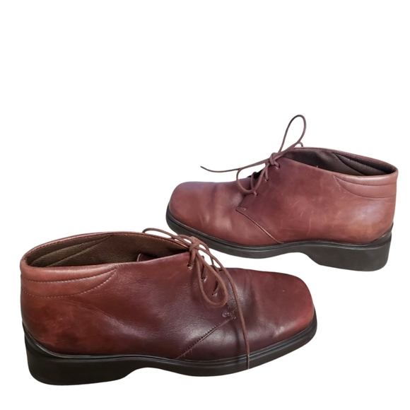 Easy Spirit Ankle Shoe Womens 8 Brown Boot Anti Gravity Leather Lace-Up Bootie - Picture 5 of 8